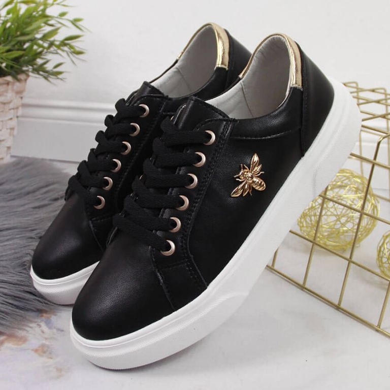 Leather shoes on the platform Vinceza W JAN119A black 2