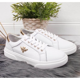 Leather shoes with platform Vinceza W JAN119B white 2