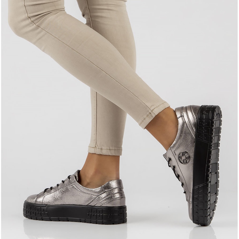 Leather sneakers FILIPPO DP3528 / 22 Gn gun metal silver 1