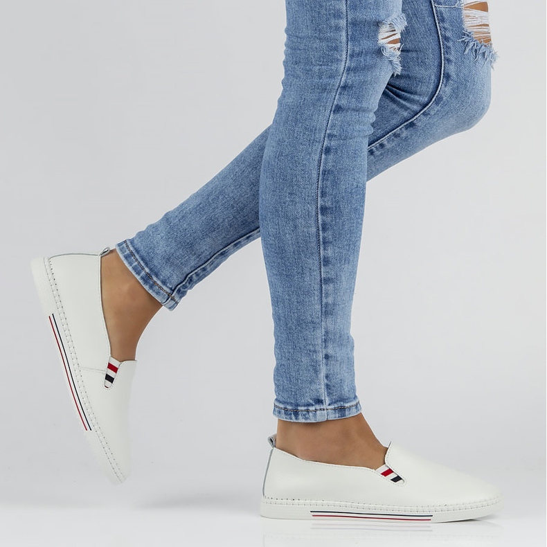 Leather shoes FILIPPO DP066 / 22 Wh white 2