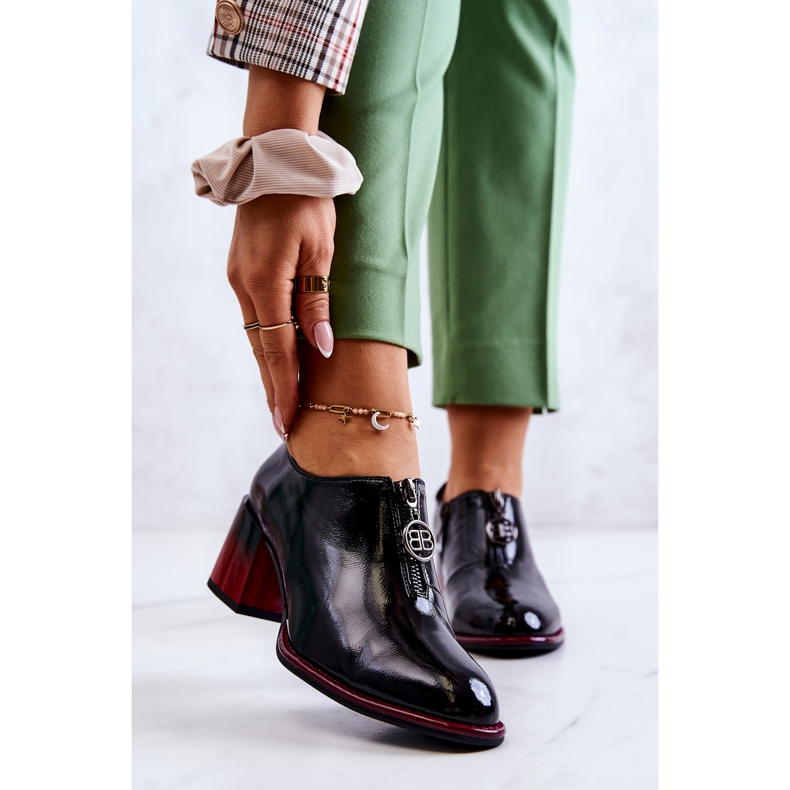 S.Barski Lacquered fashionable shoes on a black and red Lorena post 1