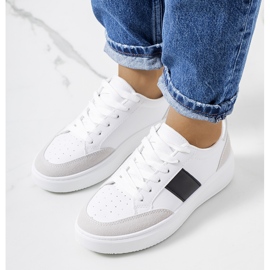 Ontario women's white sneakers black 1