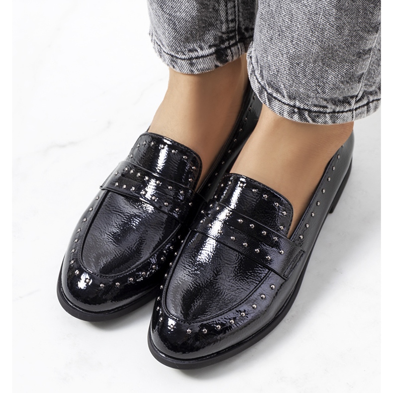 Black leather shoes with Rozerin studs 1