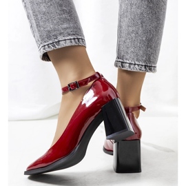 Burgundy lacquered pumps with a Mayla strap 1