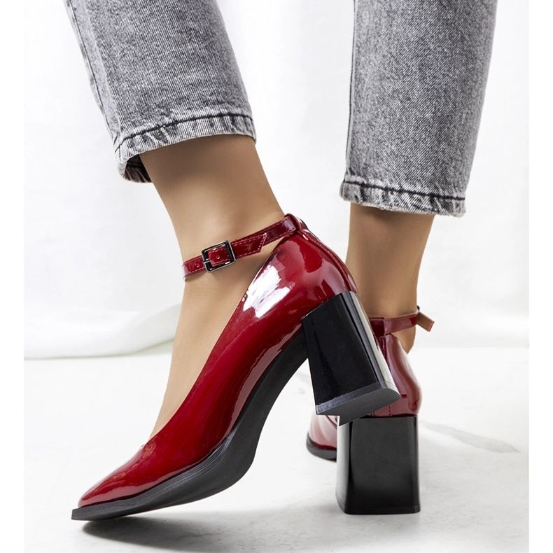 Burgundy lacquered pumps with a Mayla strap 1