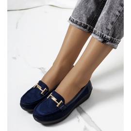 Navy blue moccasins on the Marinke wedge 1