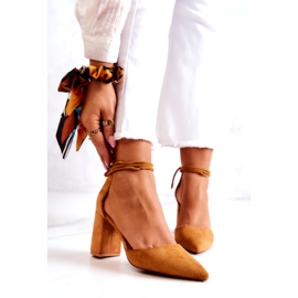 FB2 Pumps On A Bar Tied Camel Lettice brown yellow 1