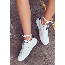 Leather Sneakers Big Star JJ274211 White and Black 2