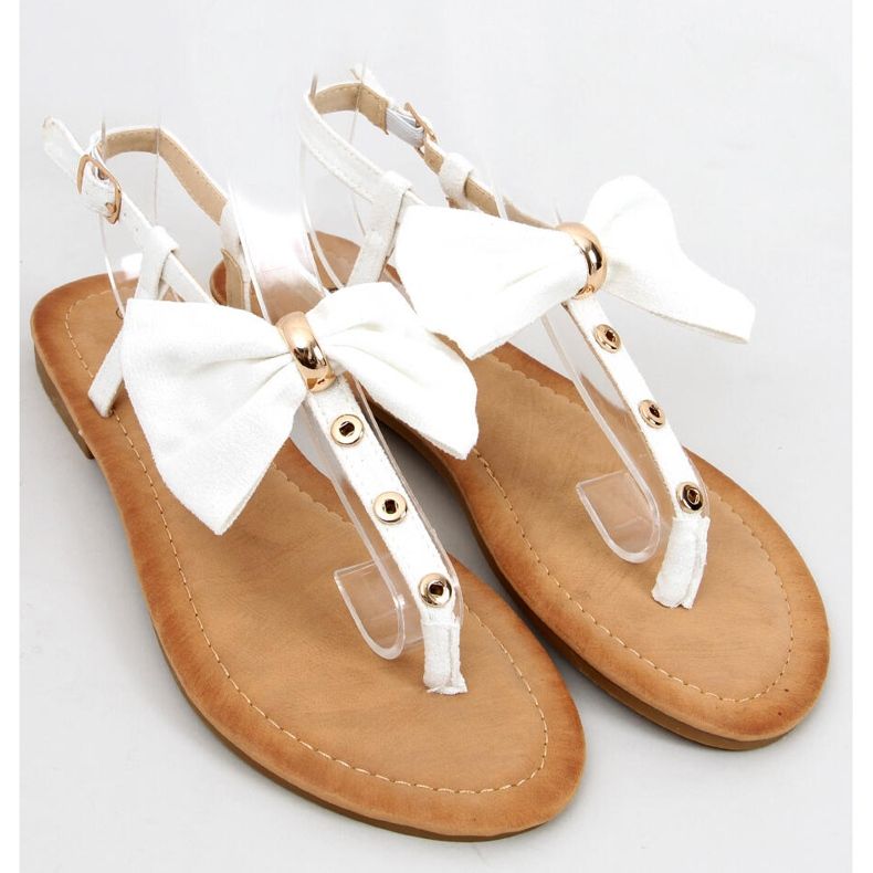 Flip-flops with a Megi White bow 1