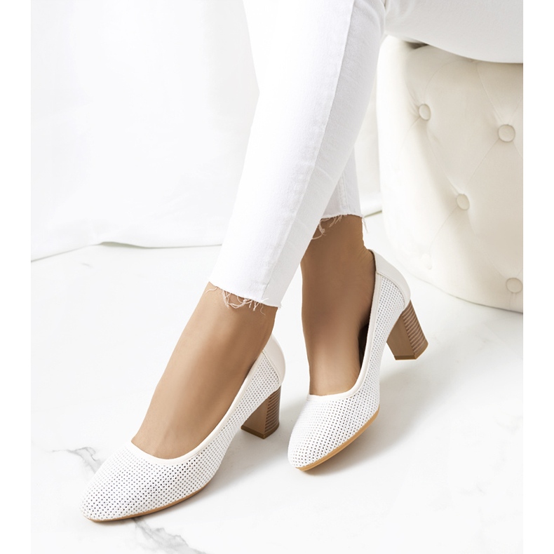 Pelders white openwork pumps silver 1