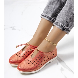 Cassinia's red openwork shoes brown 1