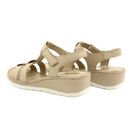 Comfortable leather sandals Caprice 28152-28 443 Beige 5 Comfortable leather sandals Caprice 28152-28 443 Beige 5
