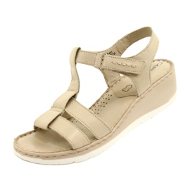 Comfortable leather sandals Caprice 28152-28 443 Beige 3 Comfortable leather sandals Caprice 28152-28 443 Beige 3