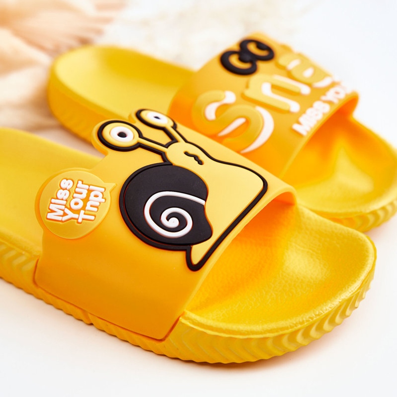 Light Children's Yellow Snail Slippers 2