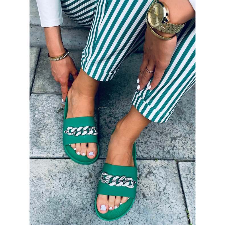 Tilia Green slippers with chain 1