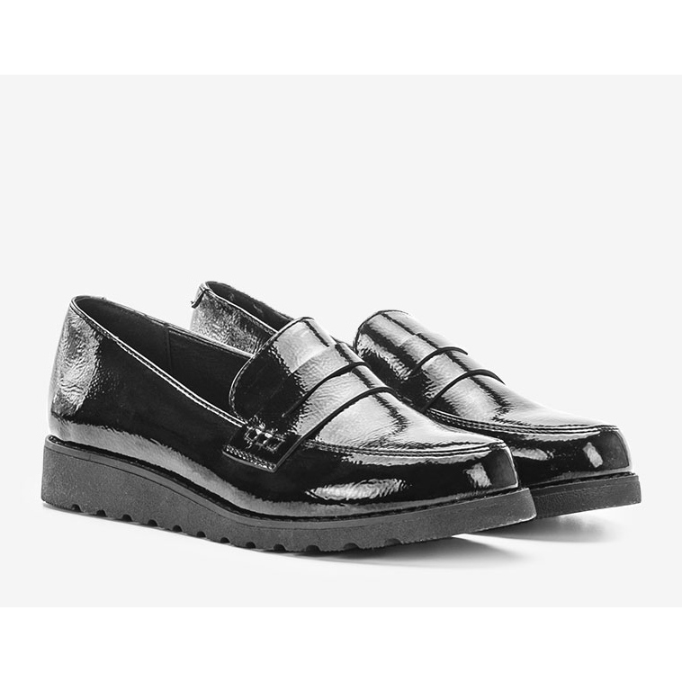 Black lacquered Seninis shoes 1