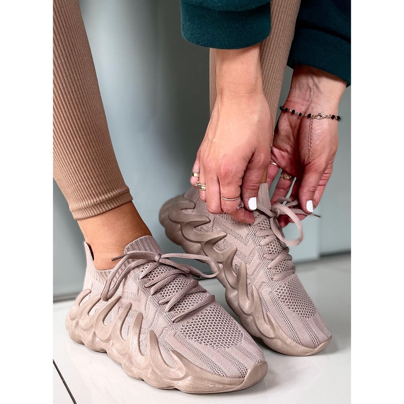 Ineng Khaki socks socks beige 1