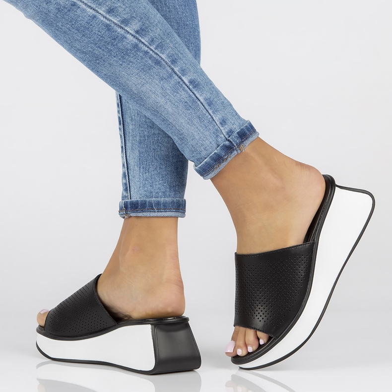 Leather slippers Filippo DK3614 / 22 Bk black 1