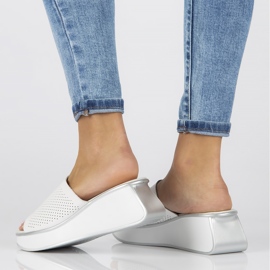 Leather slippers Filippo DK3614 / 22 Wh white 1