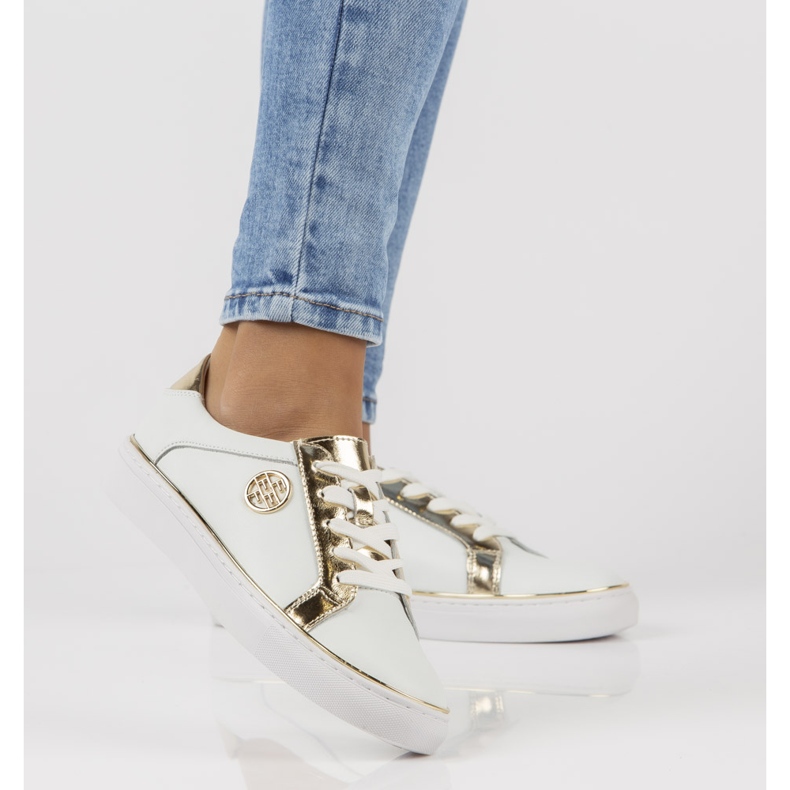 Leather sneakers FILIPPO DP3617 / 22 Wh white 1 Leather sneakers FILIPPO DP3617 / 22 Wh white 1