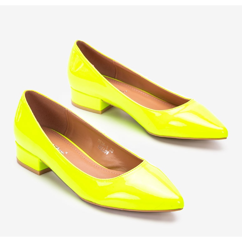 How to Style Neon Heels – Sarah Styles Blog