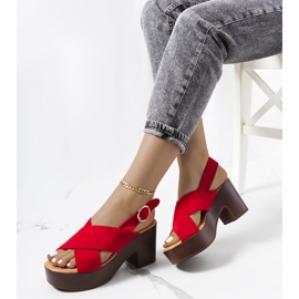 Red sandals on the Chapel platform 1