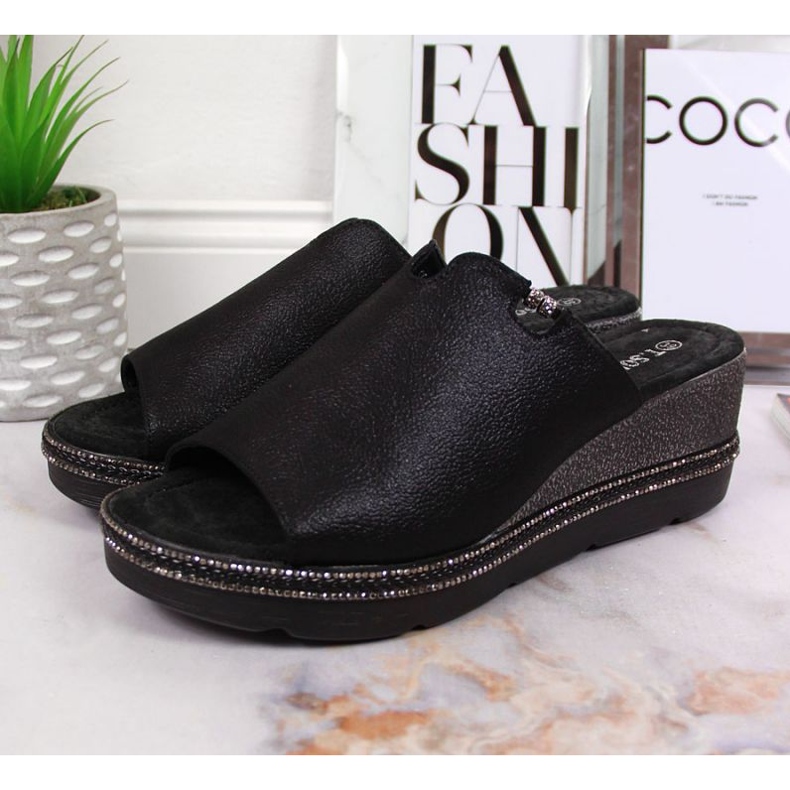 T.Sokolski W SCA167A black wedge slippers 2