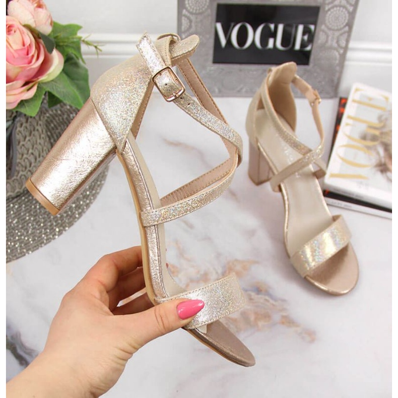 Gold Filippo W PAW355B sandals on the post golden 1