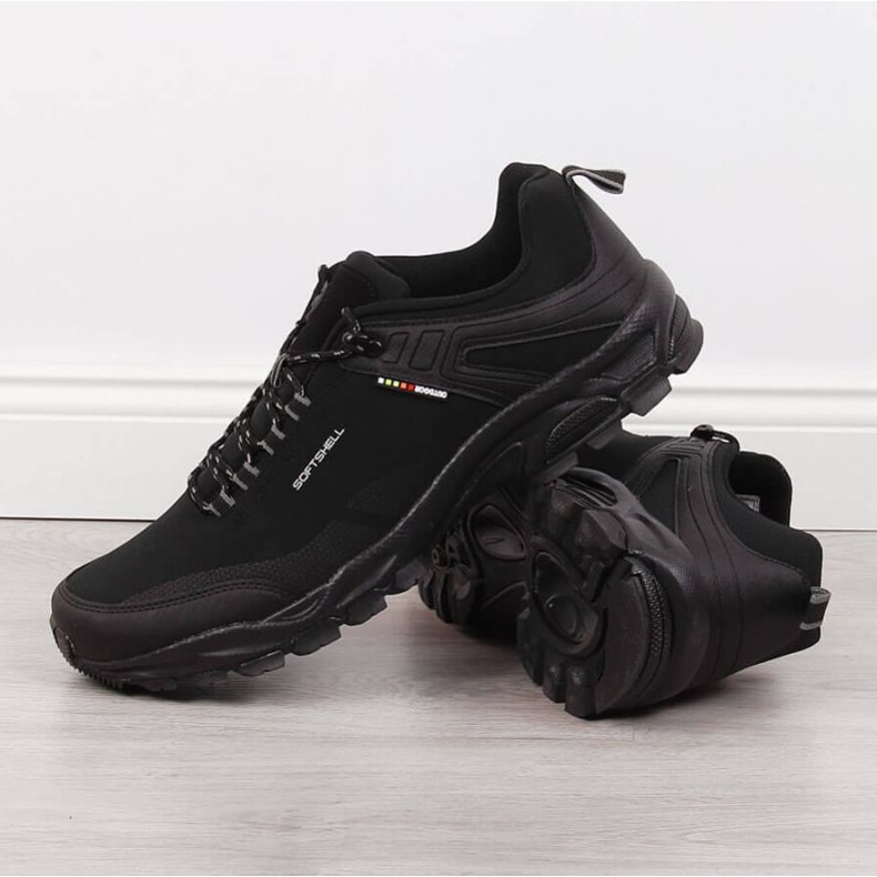 Trekking shoes American Club M AM885 black 2