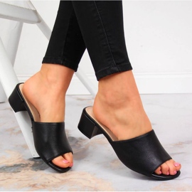 Slippers on the block Sergio Leone W SK375A black 2