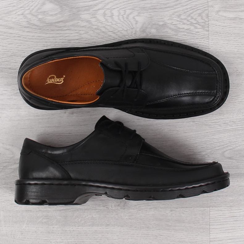 Black leather shoes for men Łukbut 947 1