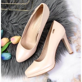 Pumps on the pearl light beige platform Sergio Leone 2