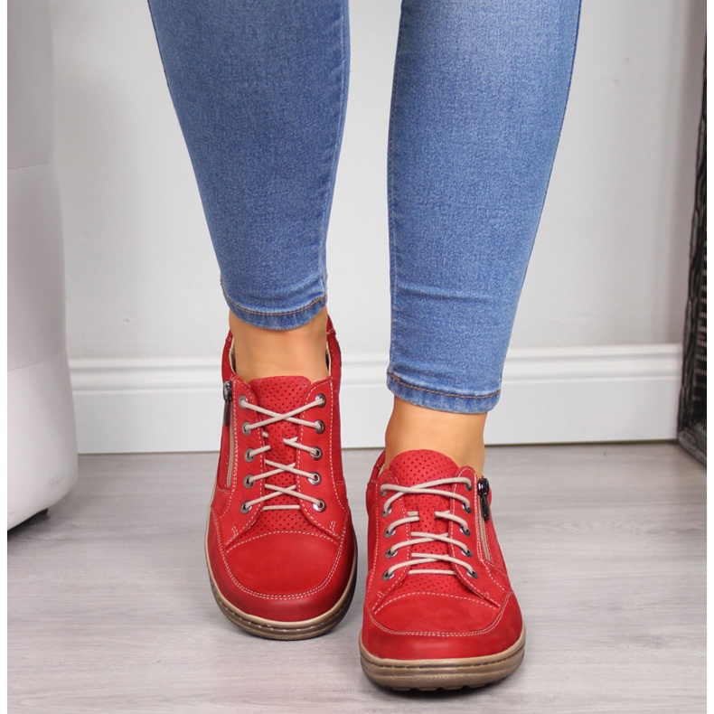 Leather women's shoes with zipper red Helios 357 1