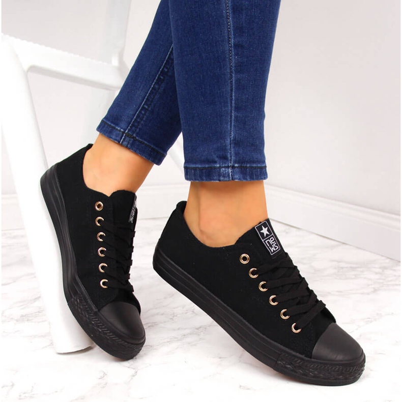 Women's low sneakers black NEWS 1