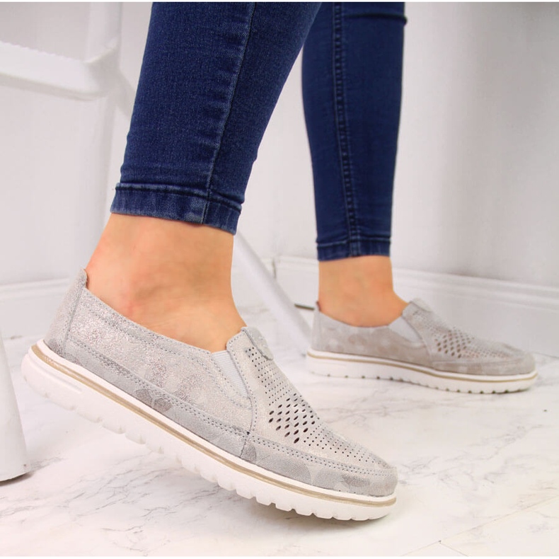 Women's gold openwork leather shoes Jezzi golden 2