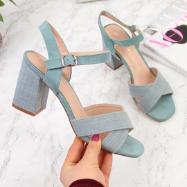 Green Vinceza women's sandals on the post 2