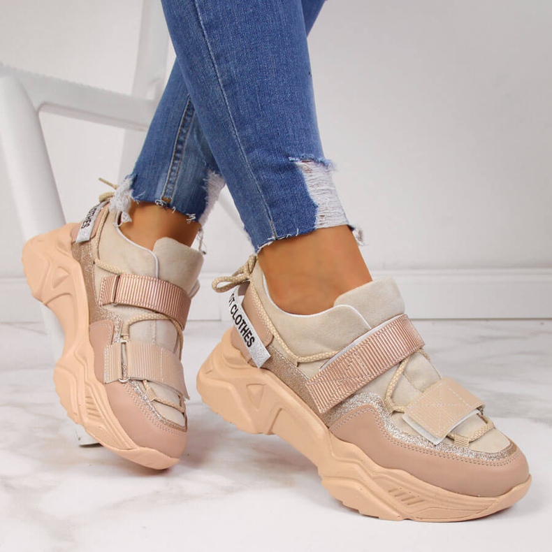 Sneakers on a thick sole Velcro beige Navy Dot 1