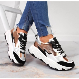 Women's sneakers on the white and gold Potocki platform golden 1