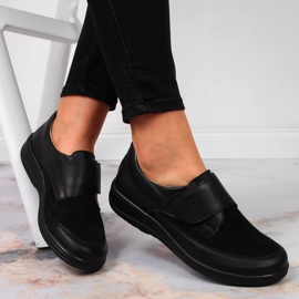 Leather women's shoes with velcro black Helios 395 1