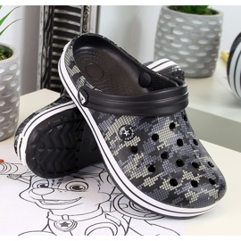American Club black foam slippers for boys 1
