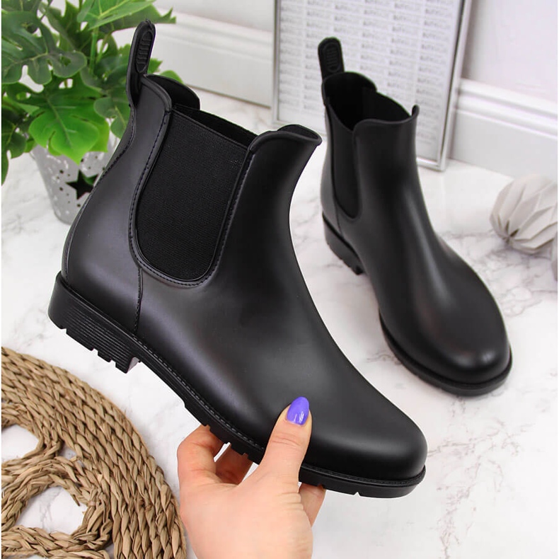 American Club black Jodhpur boots for women 2