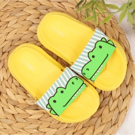 Yellow Befado foam children's foam slippers with an alligator 2