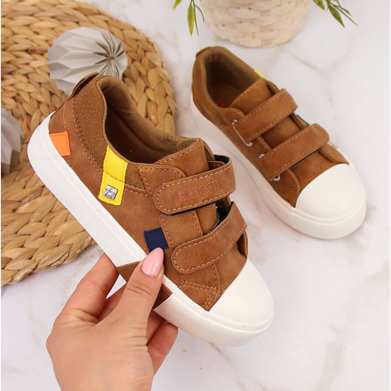 Boys' low-top sneakers made of eco leather camel Big Star II374017 brown 1 Boys' low-top sneakers made of eco leather camel Big Star II374017 brown 1