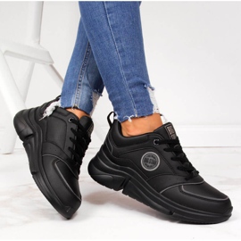 Women's sports shoes on the black platform Big Star II274313 1 Women's sports shoes on the black platform Big Star II274313 1