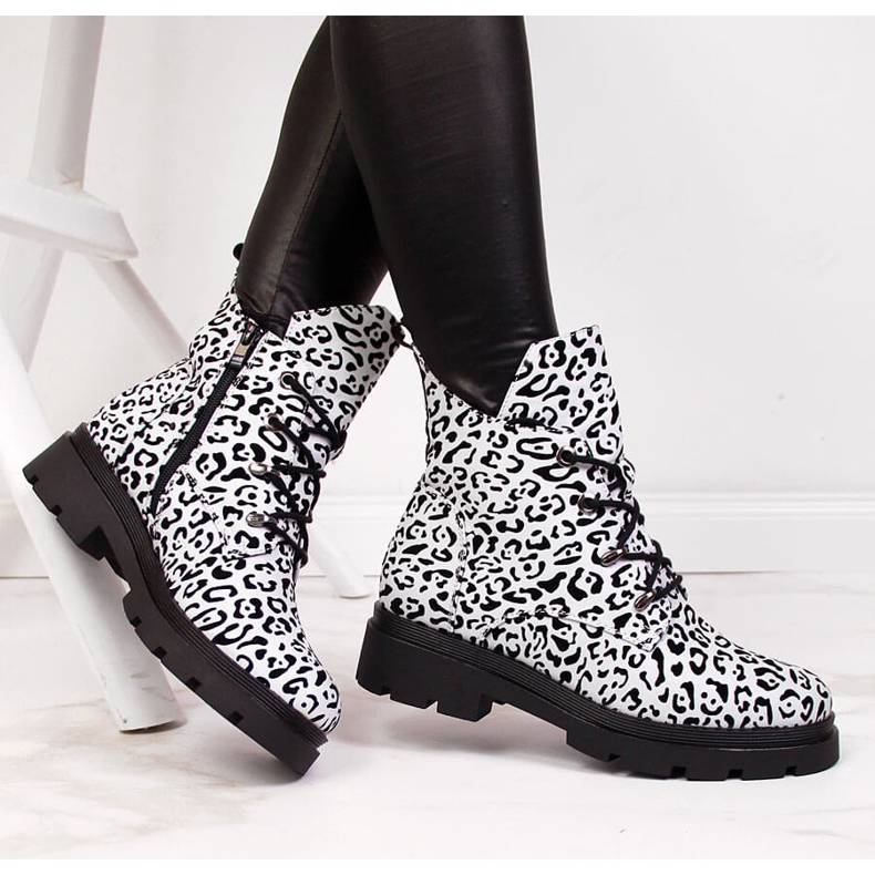 White Filippo insulated women's boots 1