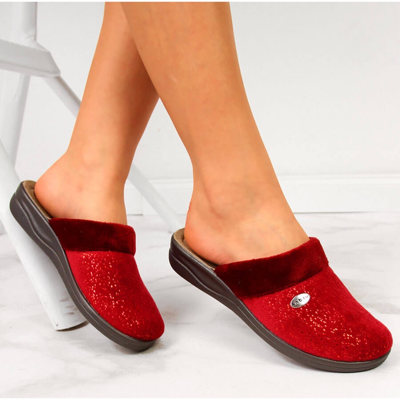 Women's home slippers on a wedge red Inblu 1
