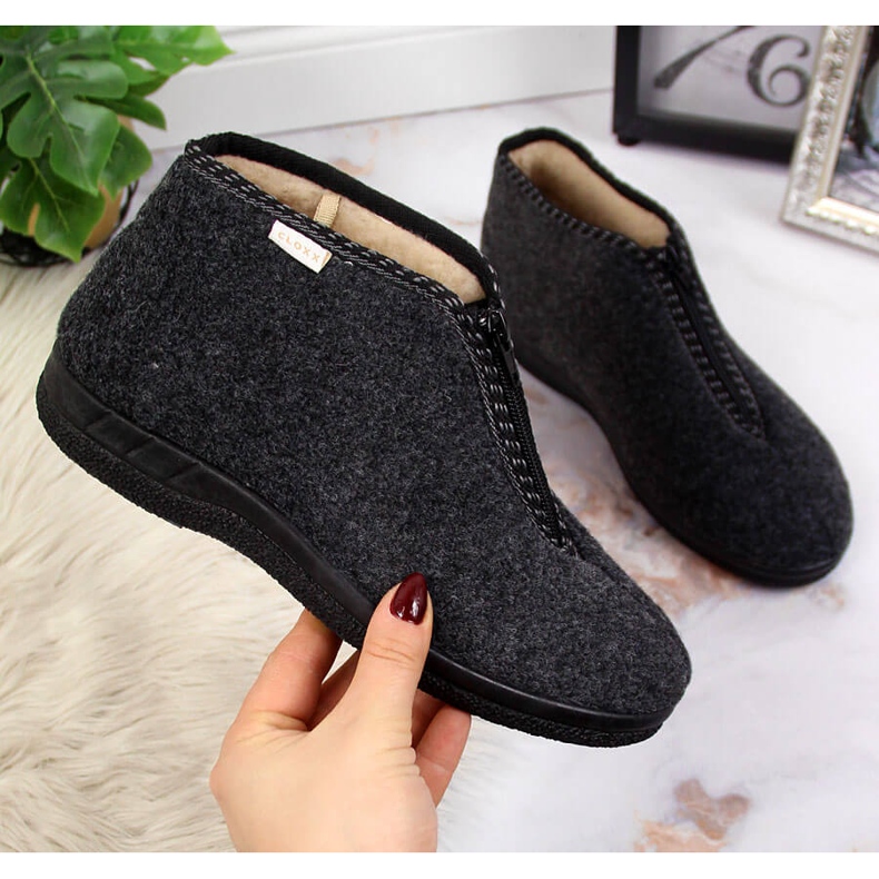 Women's home slippers, insulated with a zipper, gray Cloxx grey 2