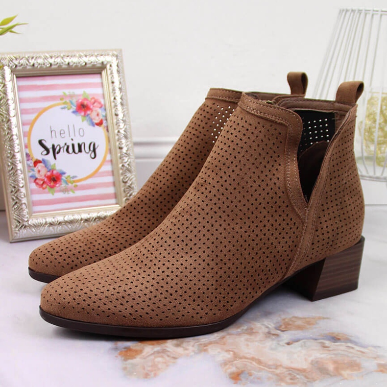 Brown Vinceza openwork women's boots on a block 2