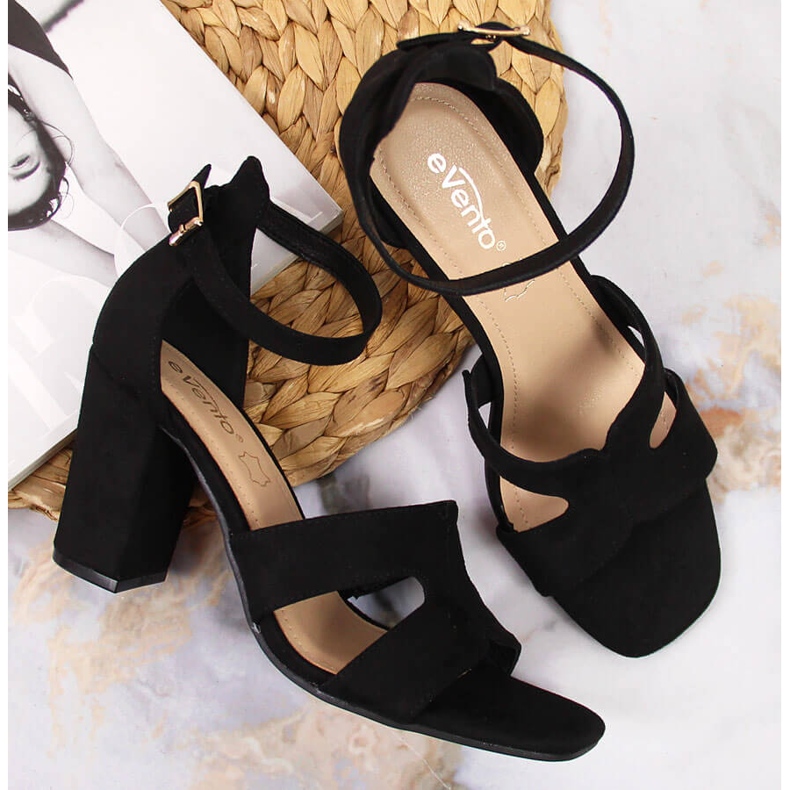 Black eVento women's sandals on the post 2