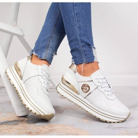 Women's leather sneakers on the white Filippo platform 1